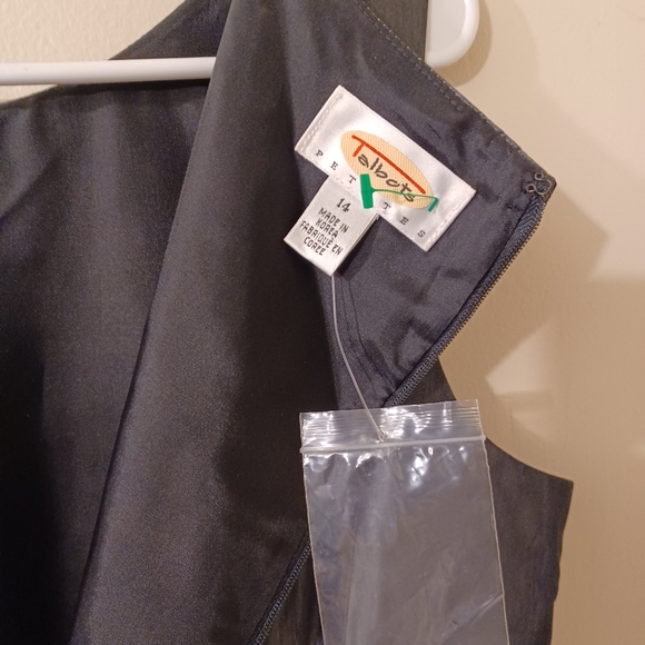 TALBOTS Charcoal Grey Gown. Size 14P - Picture 4 of 6